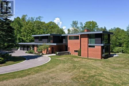 140 GRAVEL PIT ROAD, Hamilton, Ontario L9H 5E3, Kanada