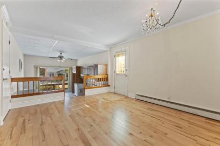 116 Rue Wìgwàs, Gatineau (Hull), Québec J8Y 2W9, Canada