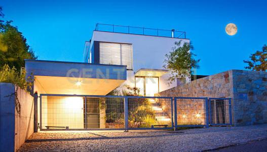 Aci Sant'Antonio, Sicilia 95025, Italy