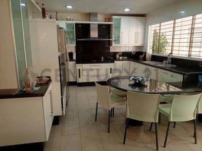 Colinas de Catia la Mar calle B Quinta Yoli, Catia La Mar, La Guaira 1162, ベネズエラ