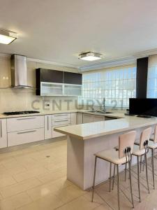 AV. OCTAVIO CAMEJO CONJUNTO RESIDENCIAL CASAS BOTE B, Lechería, Anzoategui 6016, Venezuela