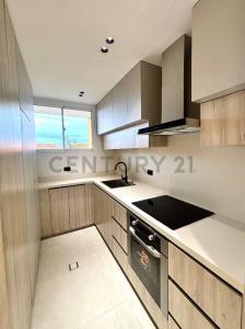 Av R-16 Punta Canal, Lechería, Anzoategui 00001, Venzuela