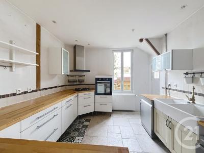 Neuilly Les Dijon, Bourgogne 21800, アキタン