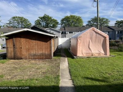 367 E Grand Street, Nanticoke, Pennsylvania 18634, USA