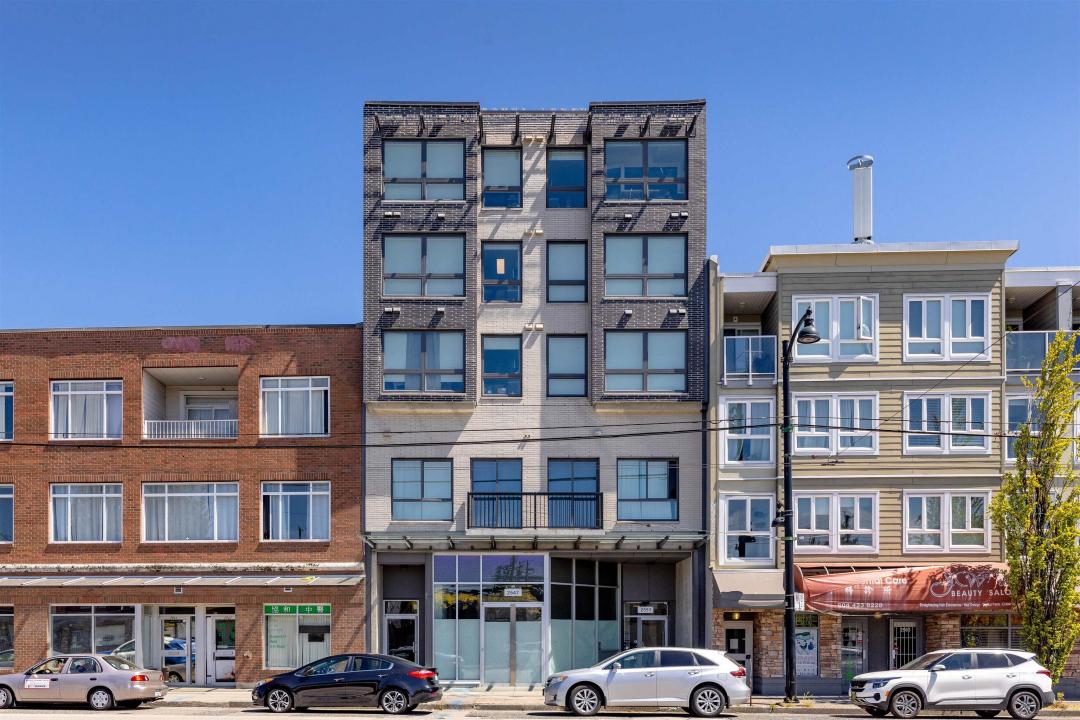 2551 KINGSWAY, Vancouver, Colombia Británica V5R 5H3, Canadá
