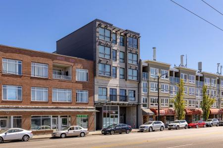 2551 KINGSWAY, Vancouver, Colombia Británica V5R 5H3, Canadá