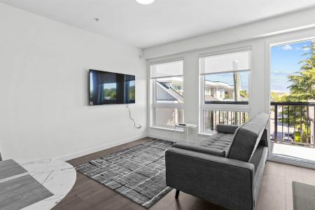 2551 KINGSWAY, Vancouver, Colombia Británica V5R 5H3, Canadá