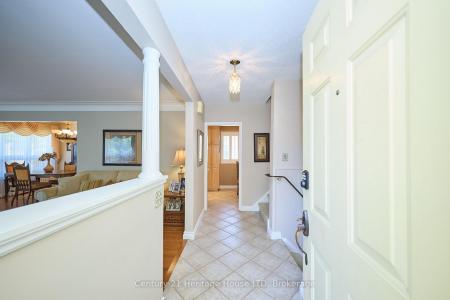 4668 PINEDALE DRIVE, Niagara Falls, 安大略省 L2E 6M8, 加拿大