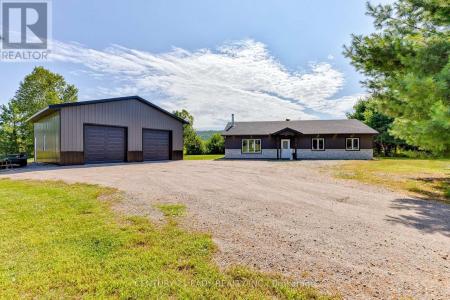 64 EASTERN AVENUE, Greater Madawaska, Ontario K7V 1N3, Canada