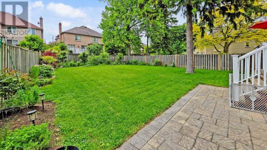 177 NEWTON DRIVE, Toronto (newtonbrook East), Ontario M2M 2N6, Canada