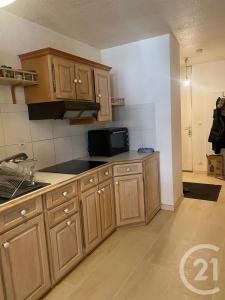 Pontarlier, Franche-Comté 25300, アキタン