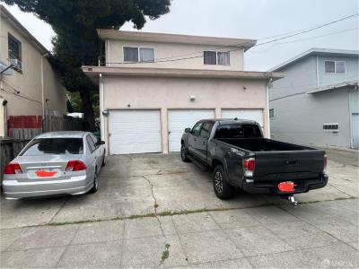 3818 Carrington, Oakland, California 94601, USA