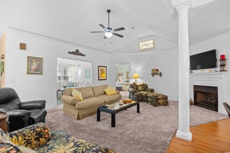 2636 Brick Dr., Longs, South Carolina 29568, Stati Uniti