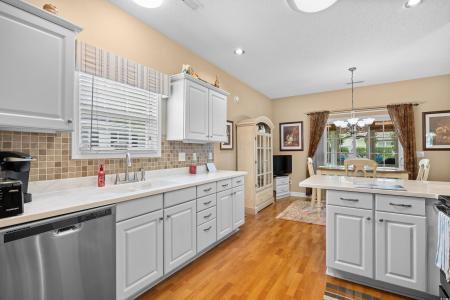 2636 Brick Dr., Longs, South Carolina 29568, Stati Uniti