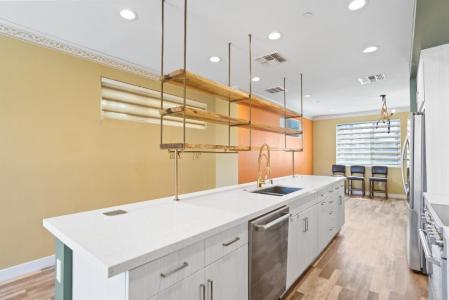 977 24th Street, Oakland, California 94607, Estados Unidos