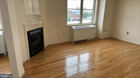 815 King Street Unit# 5D, Alexandria, Virginia 22314, HOA KỲ