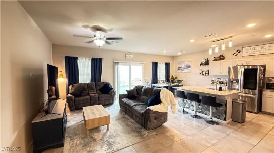 10325 Toasted Acorn Drive, Las Vegas, 内华达州 89166, 美国