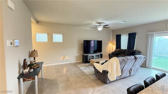 10325 Toasted Acorn Drive, Las Vegas, 内华达州 89166, 美国