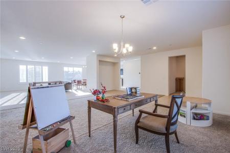 8665 Jerlyn Street, Las Vegas, Nevada 89113, Estados Unidos