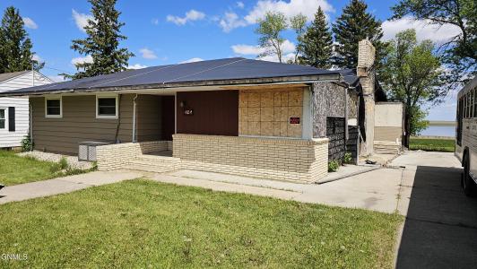 315 2nd Avenue, Ashley, North Dakota 58413