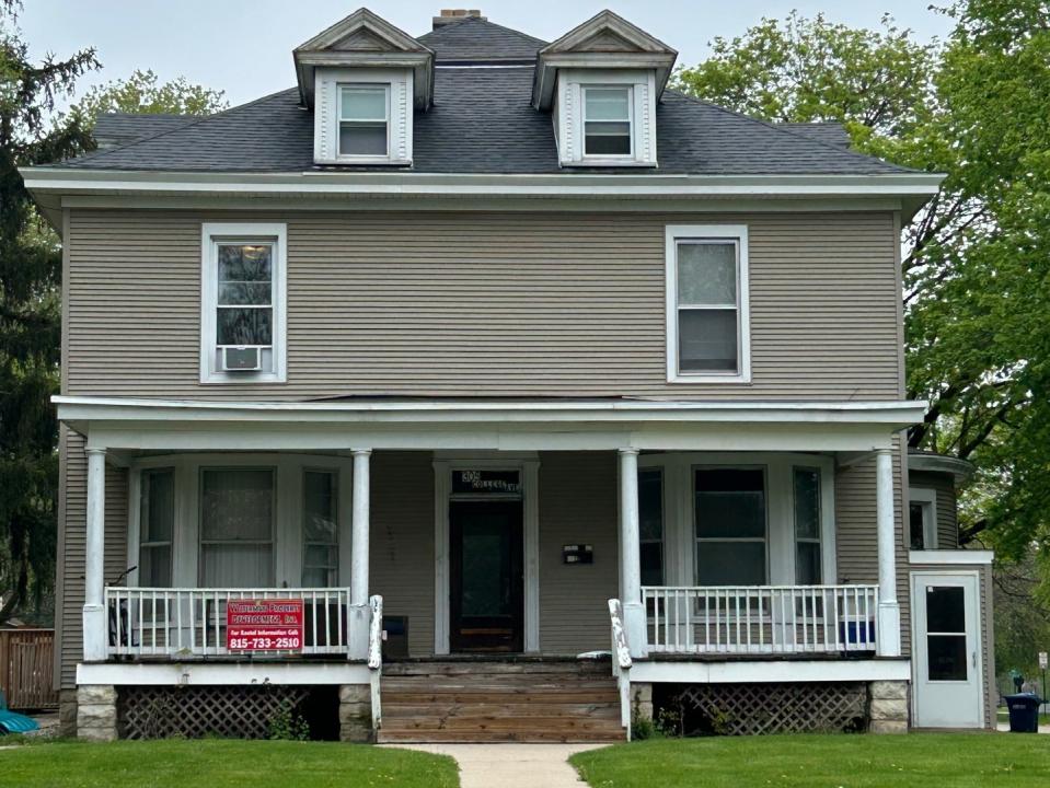 305 College Avenue, Dekalb, イリノイ 60115, アメリカ合衆国