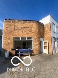 102 W Main Street, Hillsboro, Indiana 47949, USA