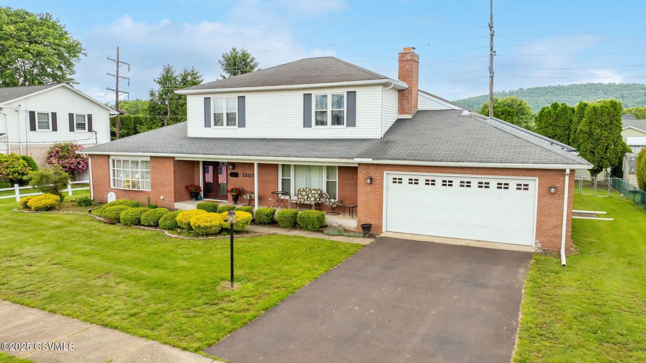 1207 E 5th Street, Berwick, 宾夕法尼亚州 18603, 美国