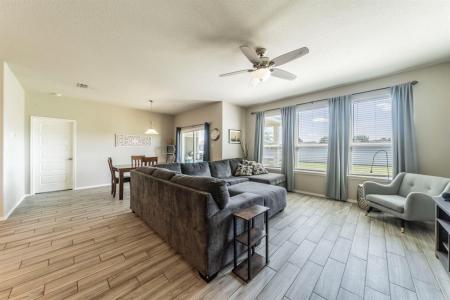 1628 Hinckley Avenue, Providence Village, Texas 76227, États-Unis