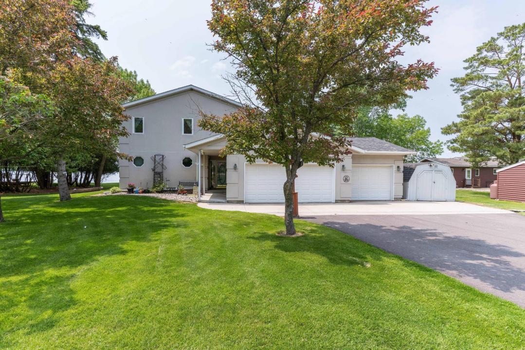 17159 Stalker Lake Road, Battle Lake, Minnesota 56515