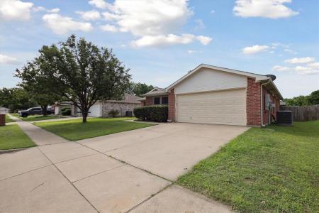 521 Ryan ST, Saginaw, Texas 76179, Stati Uniti