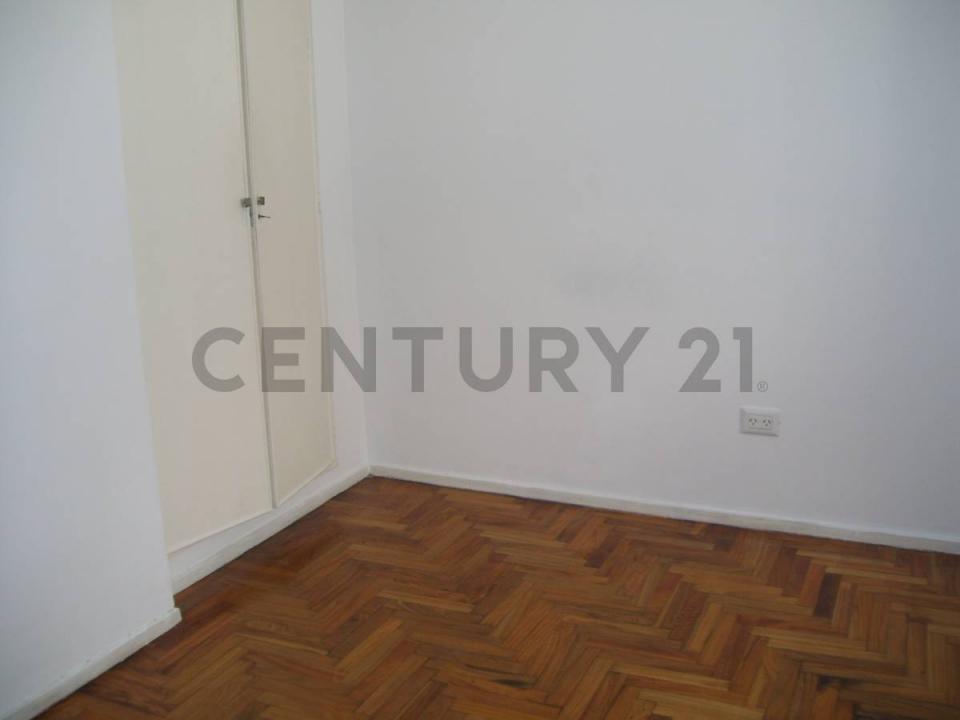 Av. San Martin 1653, Villa Crespo, Capital Federal 00001, Argentina