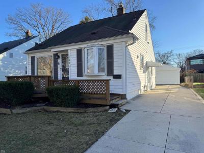 1480 E Lincoln, Birmingham, Michigan 48009, USA