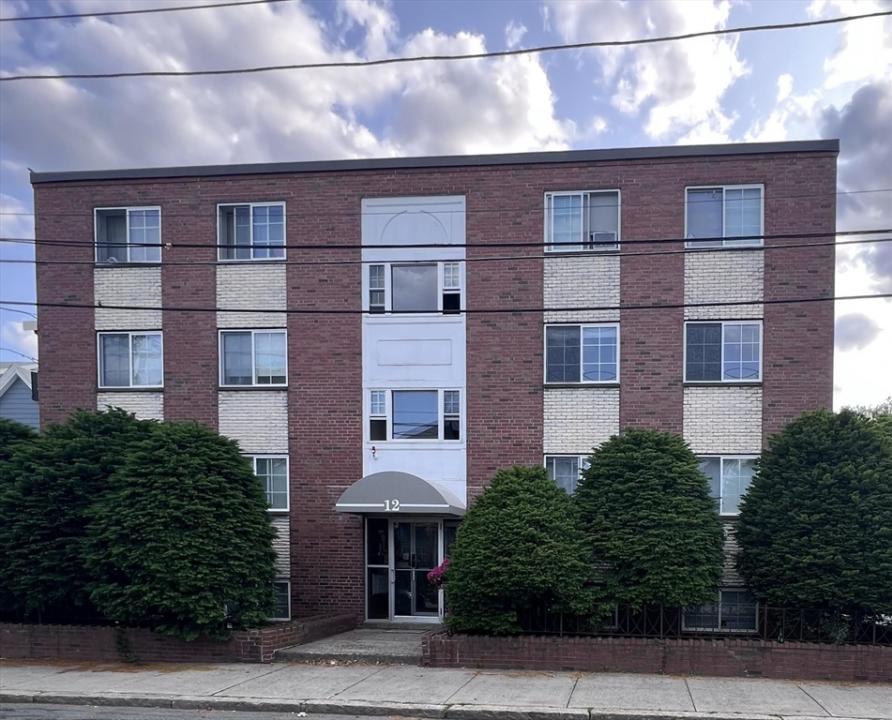 12 Woodland St , 12, Everett, Massachusetts 02149