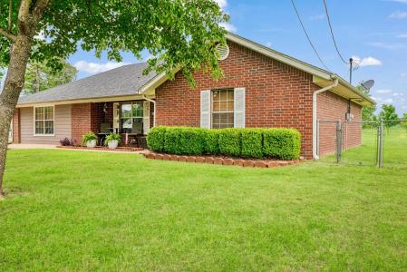 310 County Road 35985, Powderly, Texas 75473, États-Unis