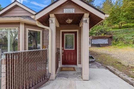 1007 LAKESHORE DRIVE, Klamath Falls, Oregon 97601, USA