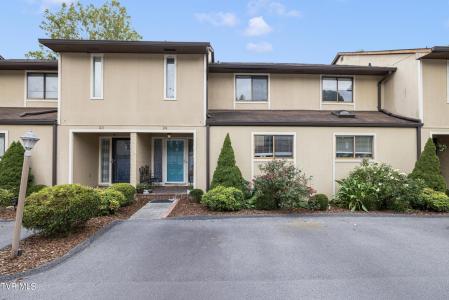 605 Redstone Dr, Bristol, Tennessee 37620, USA