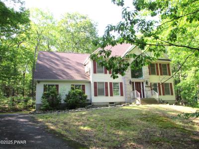 804 Basswood Court W, Lords Valley, Pennsylvanie 18428, États-Unis