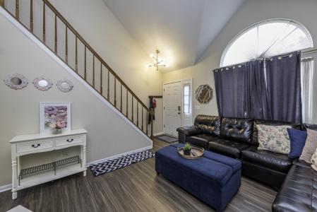 1851 Salem Court, Gurnee, Illinois 60031