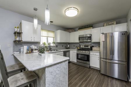 1851 Salem Court, Gurnee, Illinois 60031