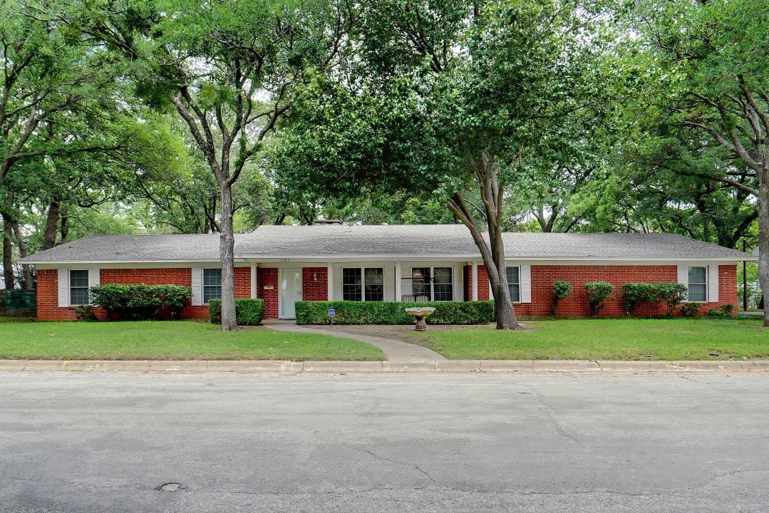 1705 Boston, Bridgeport, Texas 76426, États-Unis