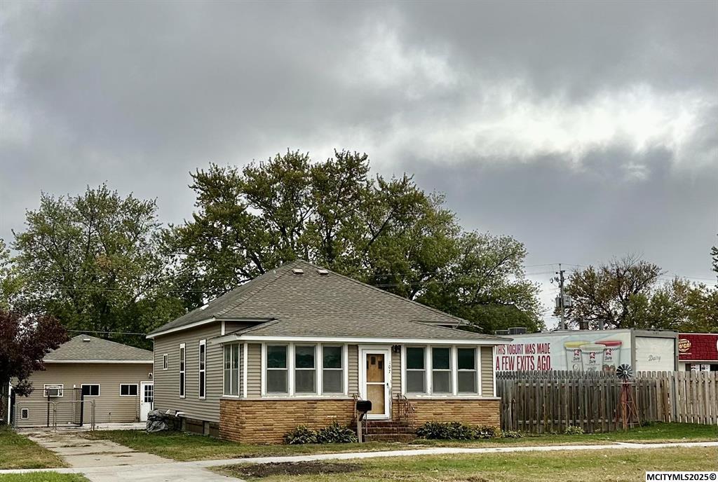 107 8th St N, Northwood, Iowa 50459