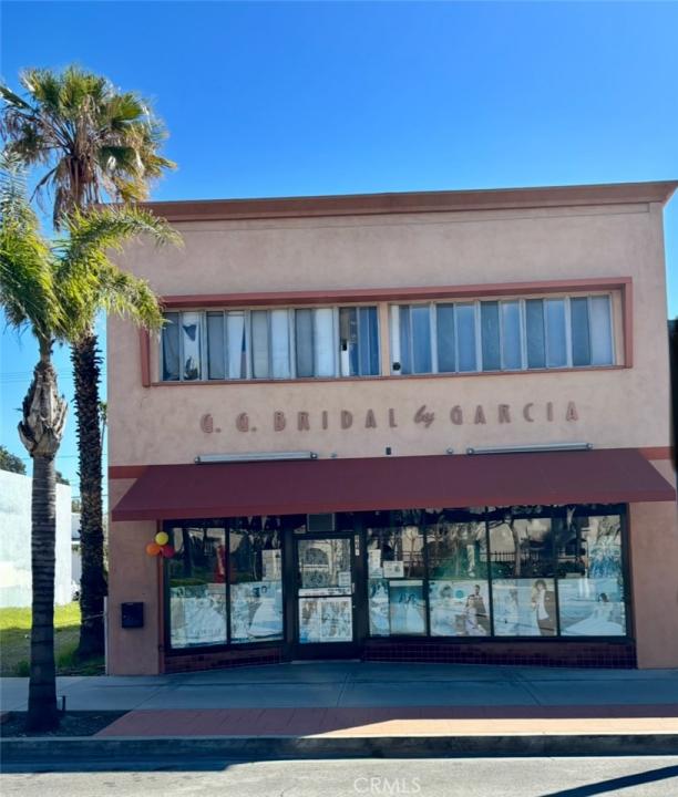 8641 Sierra Avenue, Fontana, Калифорния 92335, Соединенные Штаты