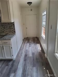 1238 E 69th Street, Los Angeles, California 90001, Estados Unidos