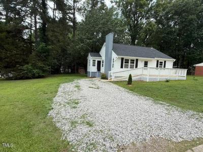 902 Roanoke Avenue, Henderson, North Carolina 27536