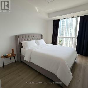 195 BONIS AVENUE, Toronto (tam O'shanter-sullivan), أونتاريو M1T 0A5, كندا