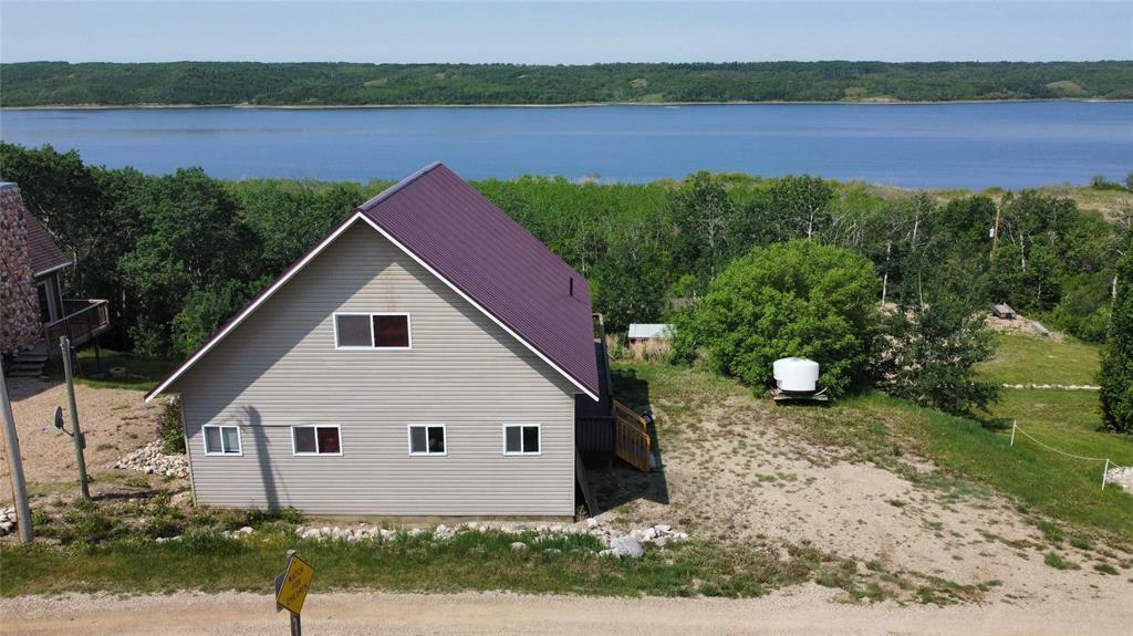 334 PRAIRIE LAKE ROAD, Lake Of The Prairies, Manitoba R0J 0X0, Canada