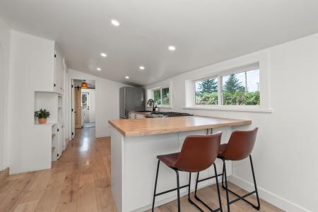 9857 MUNRO AVENUE, Rosedale, British Columbia V0X 1X0, Canada