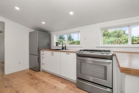 9857 MUNRO AVENUE, Rosedale, British Columbia V0X 1X0, Canada