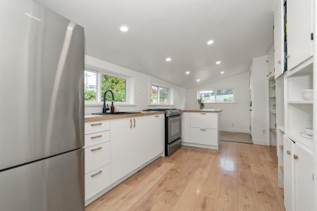 9857 MUNRO AVENUE, Rosedale, British Columbia V0X 1X0, Canada
