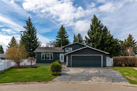 517 2 STREET CRESCENT, Wainwright, Alberta T9W 1A8, Canada